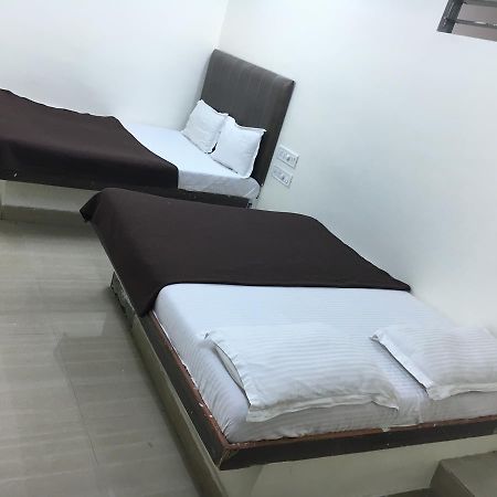 Hotel Janata Residency Mumbai Exteriör bild