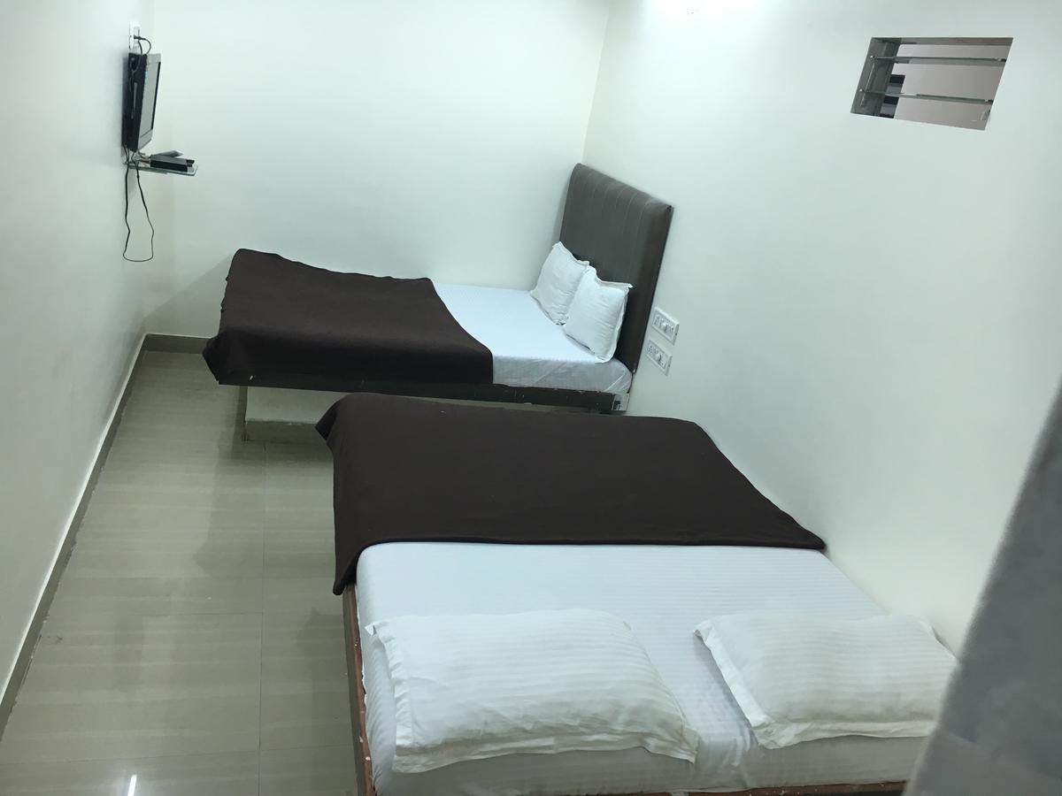 Hotel Janata Residency Mumbai Exteriör bild